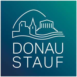 Sommerabend auf der Burg Donaustauf